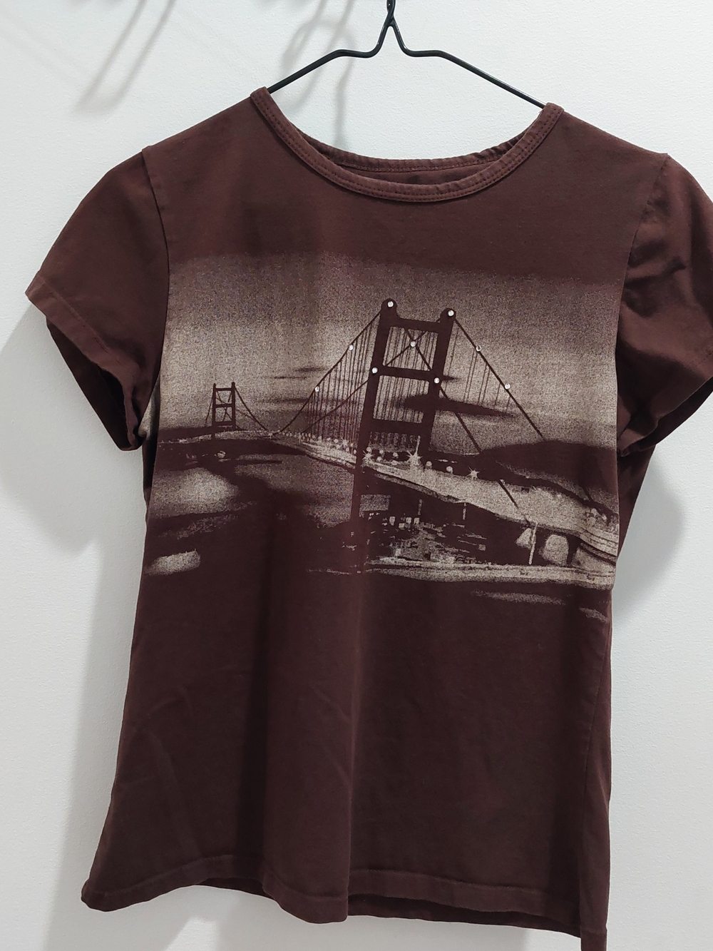 Women's Small Brown Tsing Ma Hong Kong Bridge Graphic Print Tee